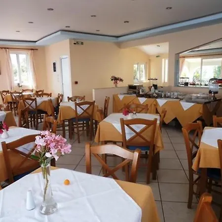 Bay Hotel apartamentowy 3*