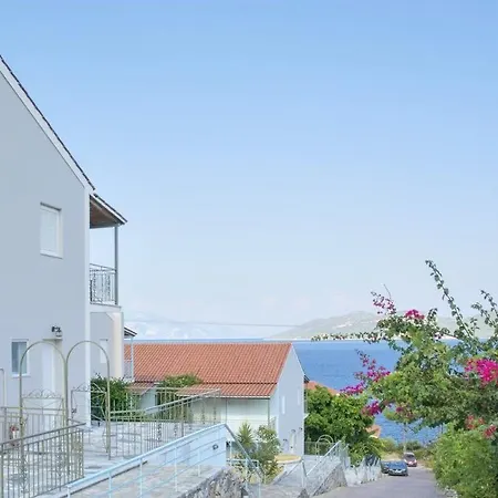 Bay Lägenhetshotell