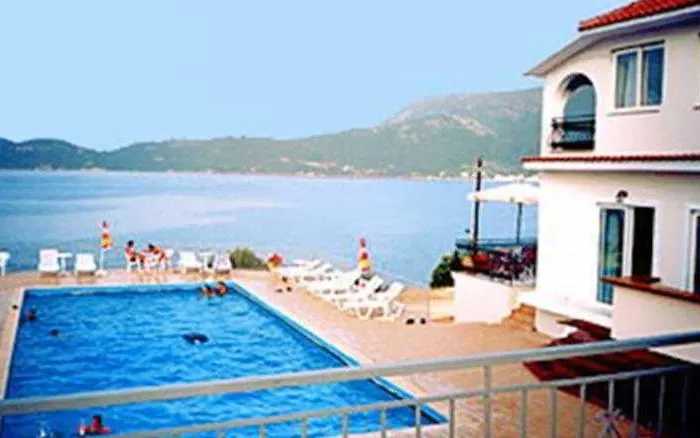 Bay Aparthotel 3*